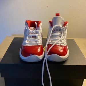 Jordan 11s (Kids) BRAND NEW NEVER WORN